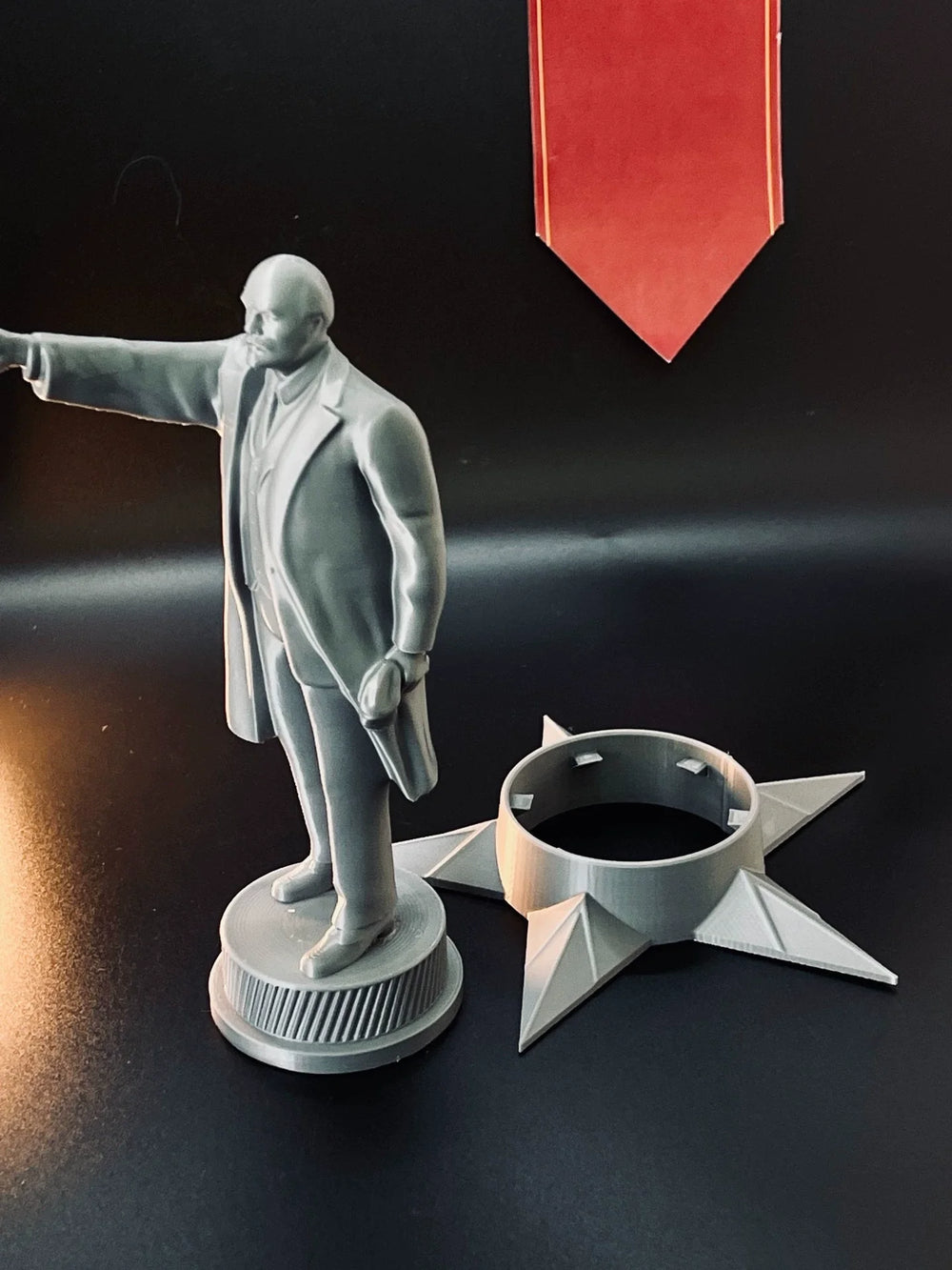 180mm Cold War Lenin, Resin Model Figure Kit, Unassembled and Unpainted