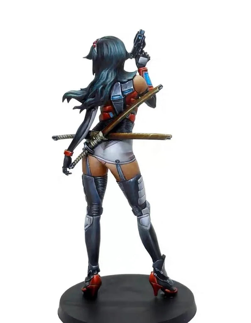 1/20 Female Warrior with Plasma Weapons, Resin Model Figure Kit, Fantasy Theme, Unassembled and Unpainted