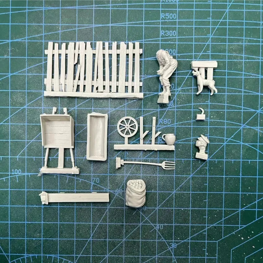 1/35 WWI European Country Boy, 2 Figures, Resin Model Figure Kit, Unassembled and Unpainted