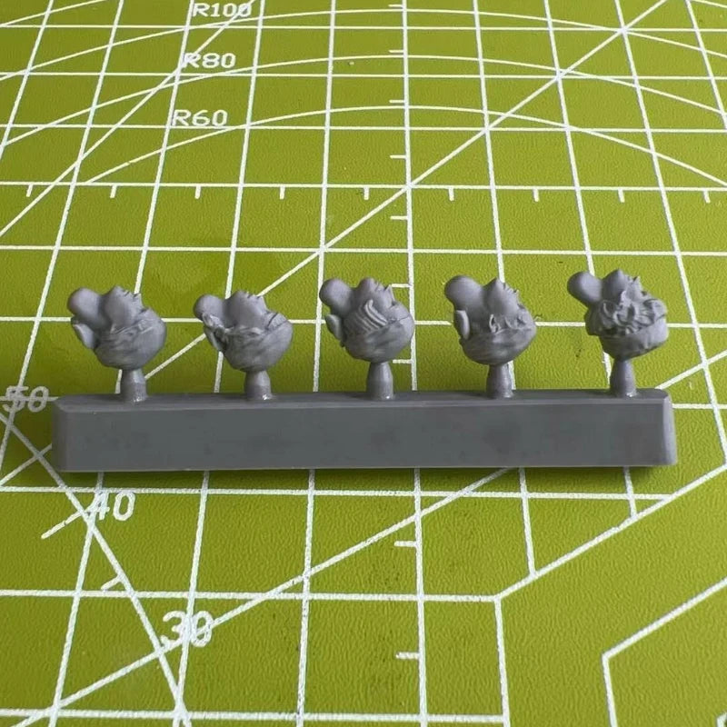1/35 WWII German Infantry Heads with Cap Variants, 12 Figures, Resin Model Figure Kit, Unassembled and Unpainted