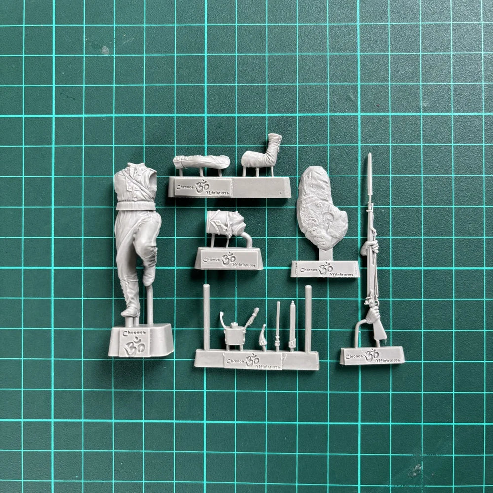 54mm Napoleonic Russian Grenadier Charging with Bayonet, Resin Model Figure Kit, Unassembled and Unpainted