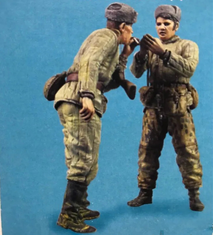 1/35 WWI Infantry Officer and Enlisted Soldier, 2 Figures, Resin Model Figure Kit, Unassembled and Unpainted