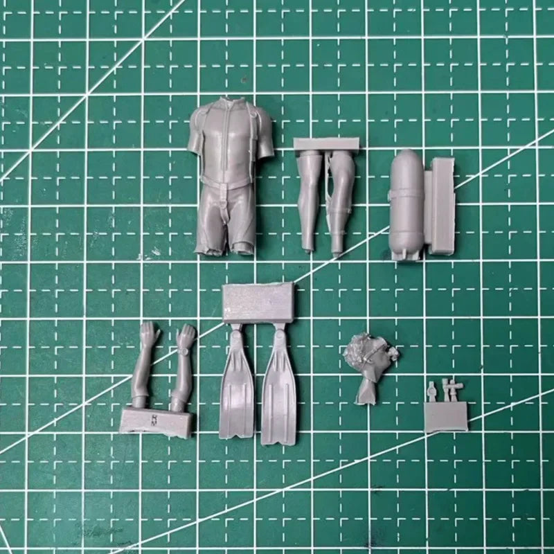 1/35 Modern Scuba Diver, Resin Model Figure Kit, Unassembled and Unpainted