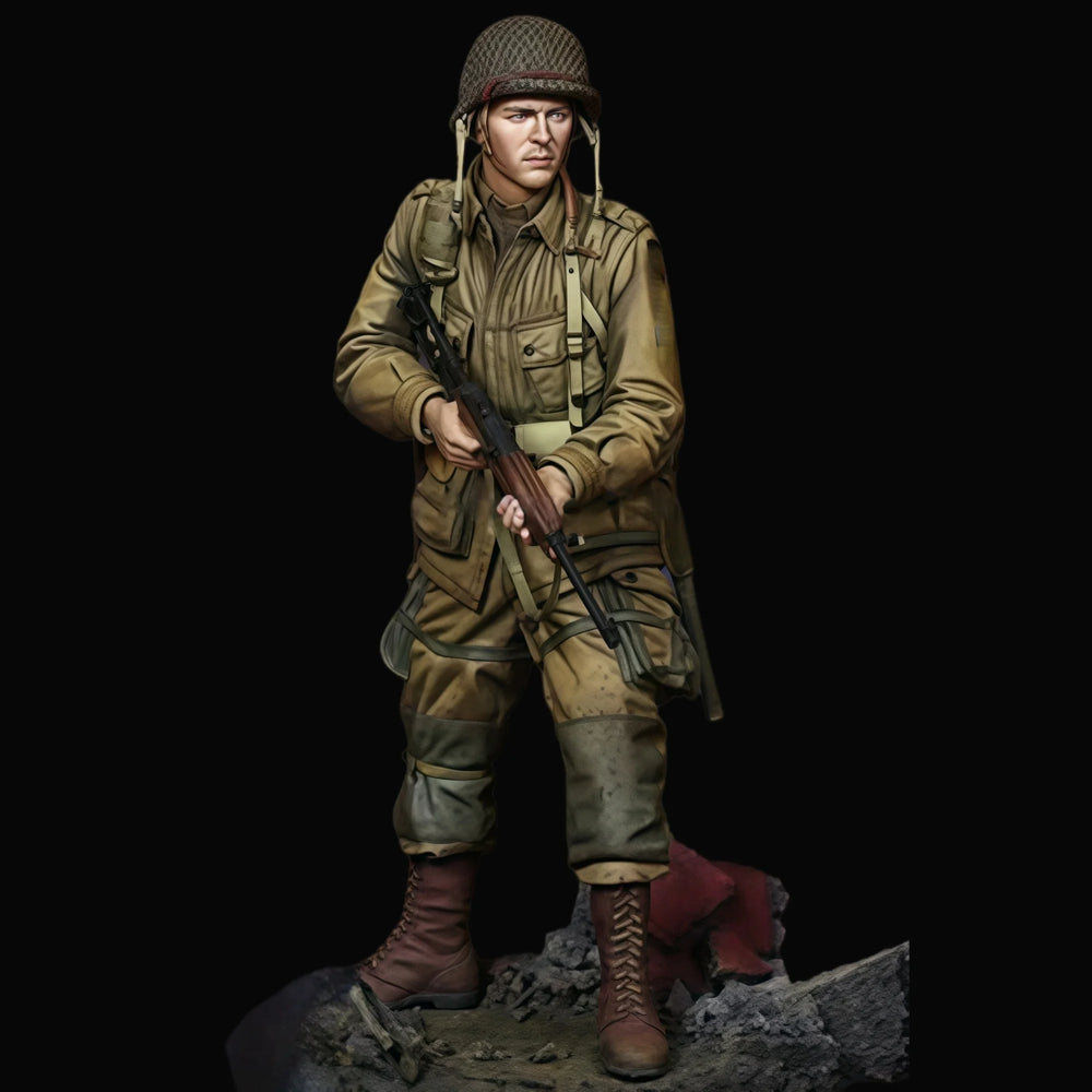 1/16 WWII US Infantryman with M1 Helmet and Rifle, Resin Model Figure Kit, Unassembled and Unpainted