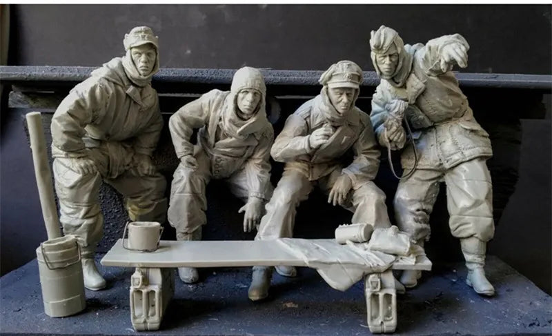 1/16 WWII Combat Soldiers, 4 Figures, Resin Model Figure Kit, Unassembled and Unpainted