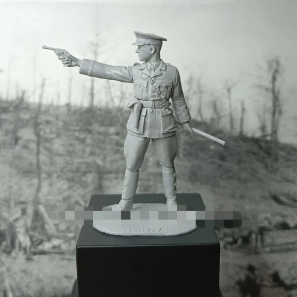1/35 WWI British Officer Directing Troops, Resin Model Figure Kit, Unassembled and Unpainted