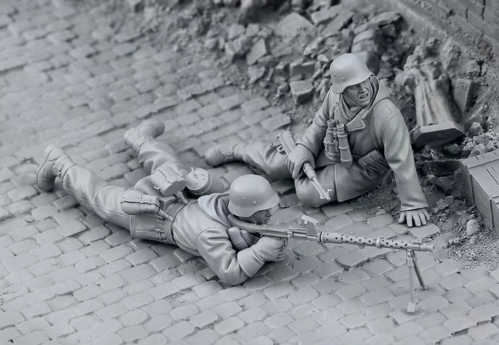 1/35 WWII German Machine Gun Team Prone, 2 Figures, Resin Model Figure Kit, Unassembled and Unpainted