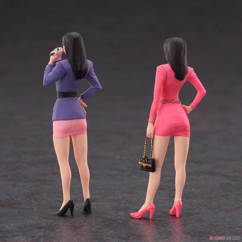1/24 Modern Woman in Crop Top and Shorts, Resin Model Figure Kit, Unassembled and Unpainted