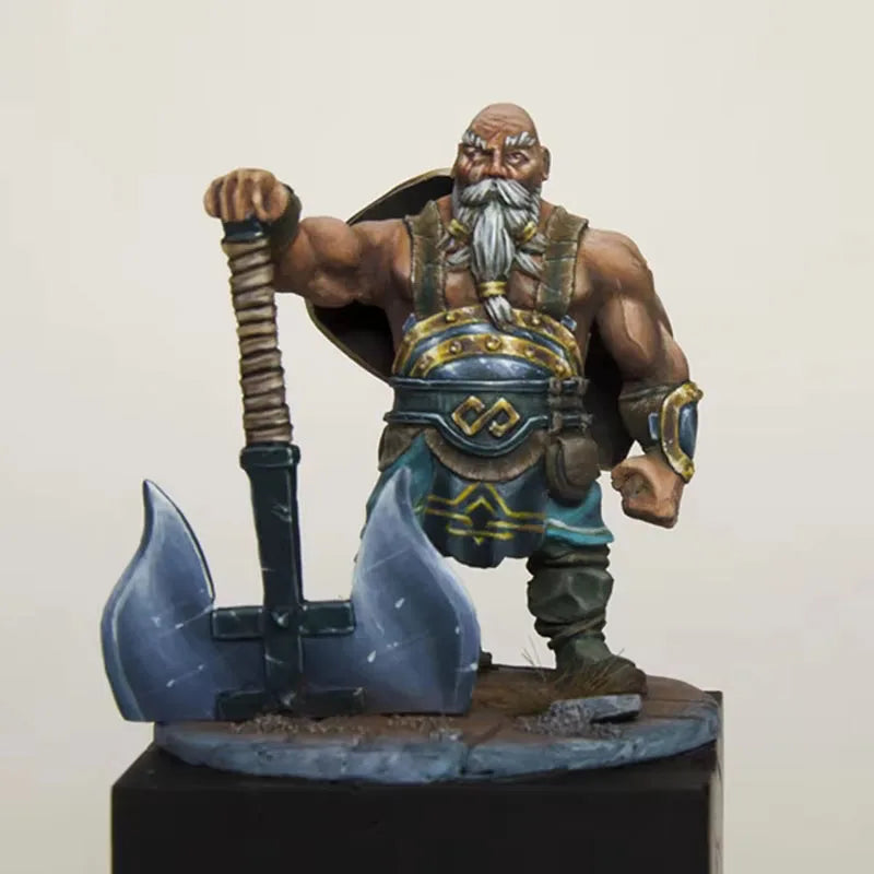1/32 Dwarf Warriors with Ornate Gold Armor, Resin Model Figure Kit, Fantasy Theme, Unassembled and Unpainted