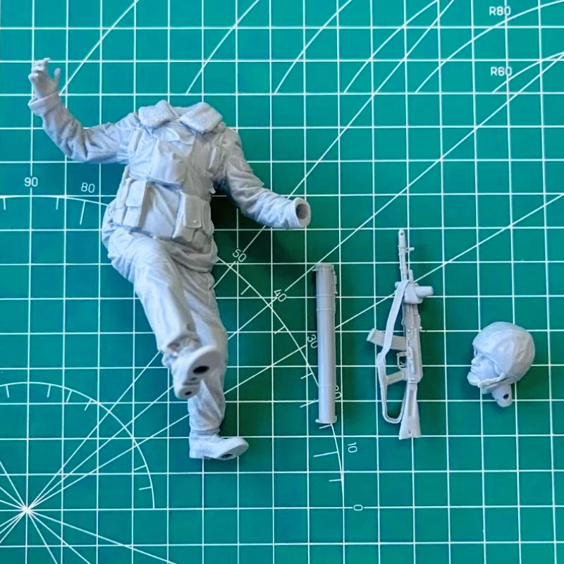 1/16 Modern Russian Tactical Breach Team, 5 Figures, Resin Model Figure Kit, Unassembled and Unpainted