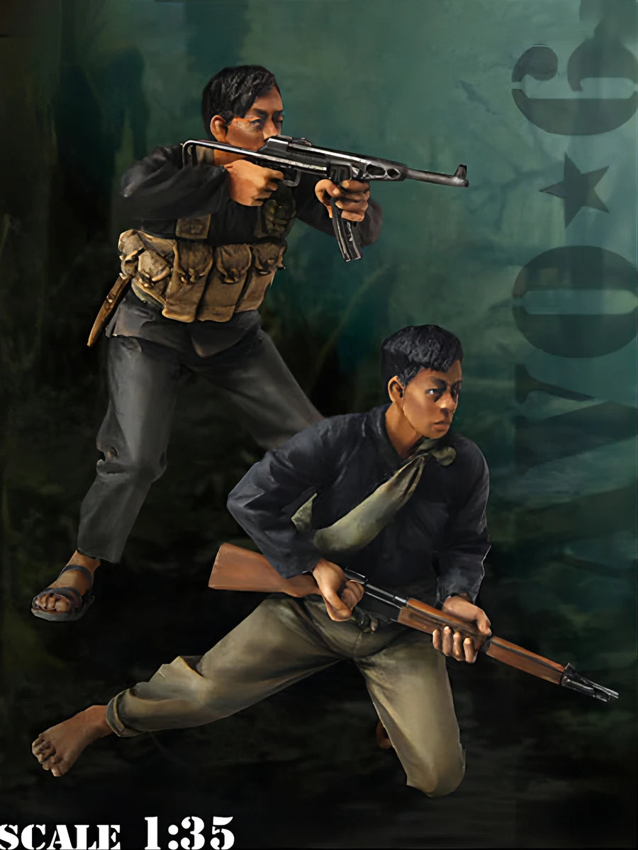 1/35 Modern Infantry Squad Advancing, 2 Figures, Resin Model Figure Kit, Unassembled and Unpainted