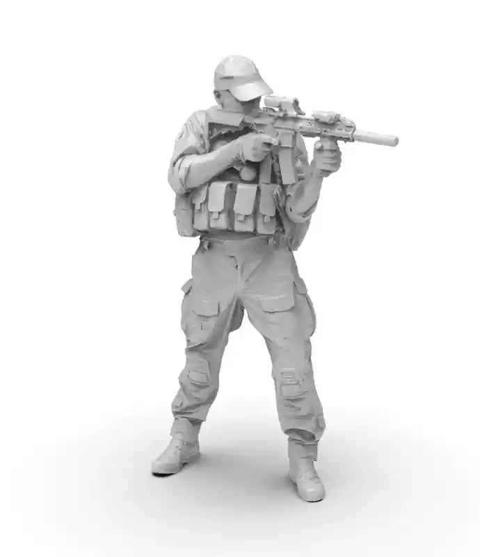 1/35 Modern Tactical Operator in Arctic Combat Gear, Resin Model Figure Kit, Unassembled and Unpainted