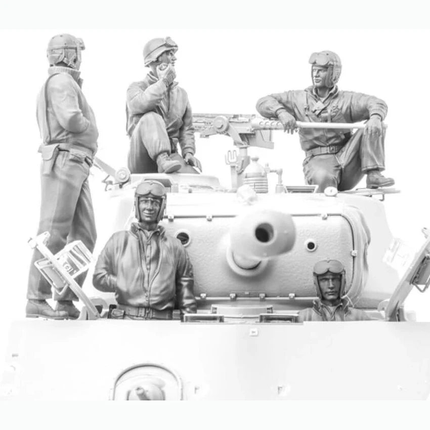 1/16 WWII US M4A3E8 Sherman Tank Crew, 5 Figures, Resin Model Vehicle Kit, Unassembled and Unpainted
