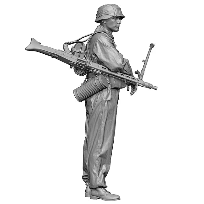 1/35 WWII German Infantry with Gas Mask, Resin Model Figure Kit, Unassembled and Unpainted