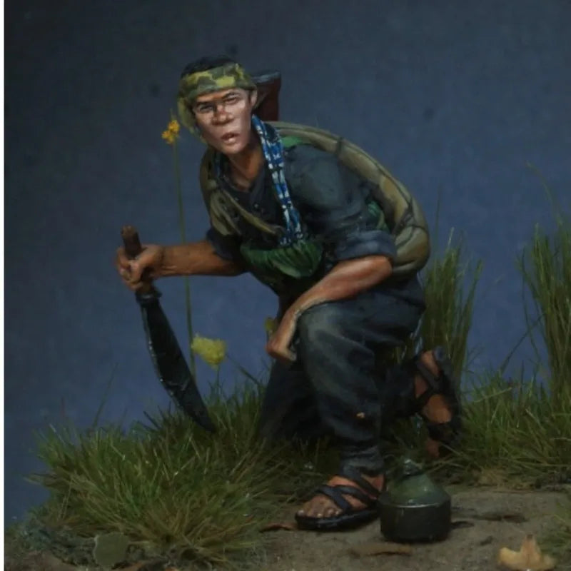 1/35 Vietnam War North Vietnamese Army Soldier, Resin Model Figure Kit, Unassembled and Unpainted