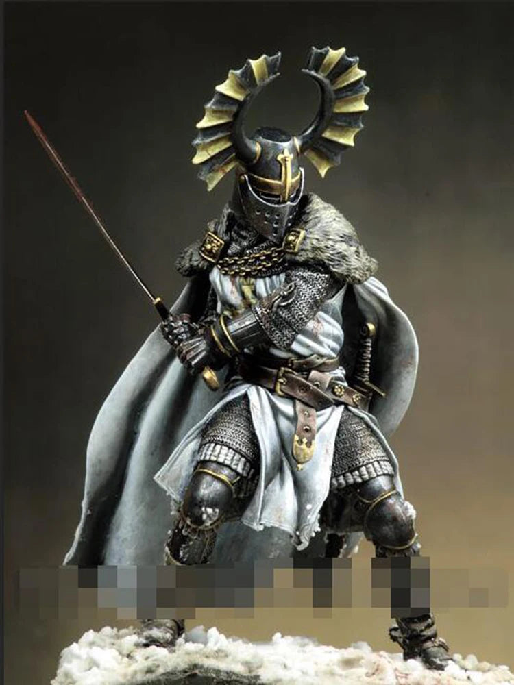 90mm Medieval Knight in Spiked Crown and White Cape, Resin Model Figure Kit, Unassembled and Unpainted