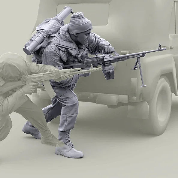 1/35 Modern Soldier with Vehicle, Resin Model Figure Kit, Unassembled and Unpainted
