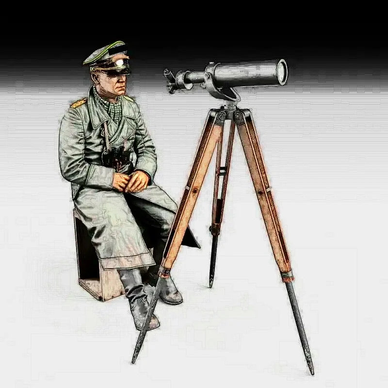 1/24 WWI Officer with Surveying Scope, Resin Model Figure Kit, Unassembled and Unpainted