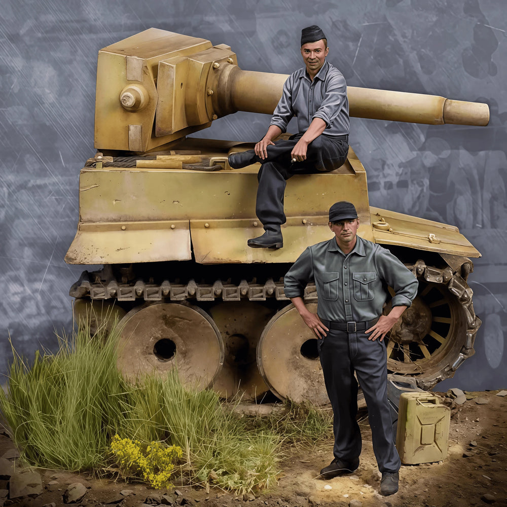 1/35 WWII German Panther Tank with Crew, 4 Figures, Resin Model Vehicle Kit, Unassembled and Unpainted