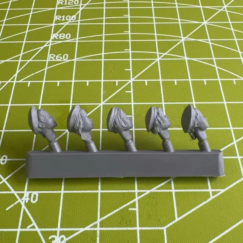 1/35 Soldier Head Replacement Set, 9 Figures, Resin Model Accessory Kit, Military Theme, Unassembled and Unpainted