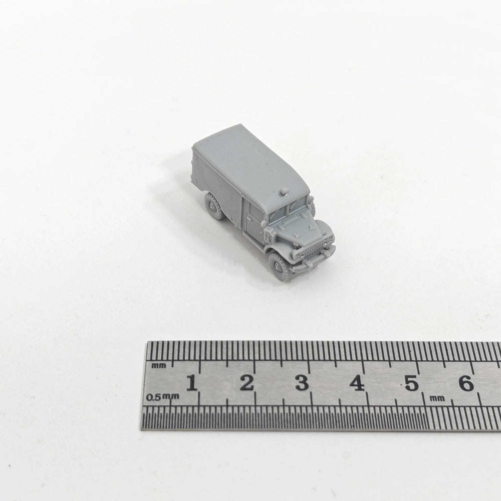 1/144 WWII US M-43 Ambulance, Resin Model Vehicle Kit, Unassembled and Unpainted