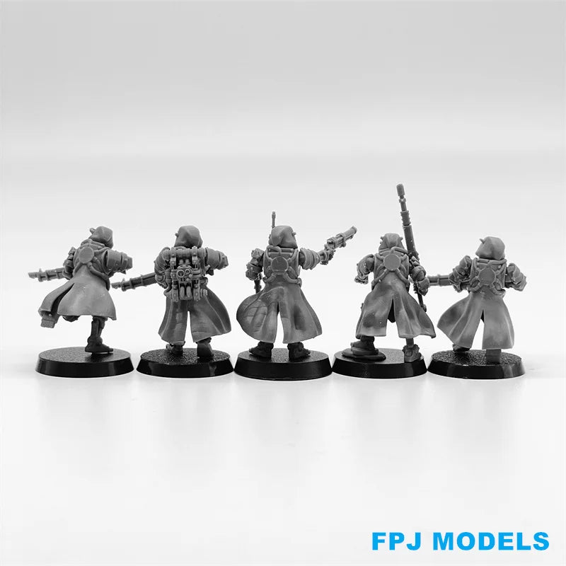 28mm Scavenger Stalkers, 5 Figures, Resin Model Figure Kit, Sci-Fi Theme, Unassembled and Unpainted