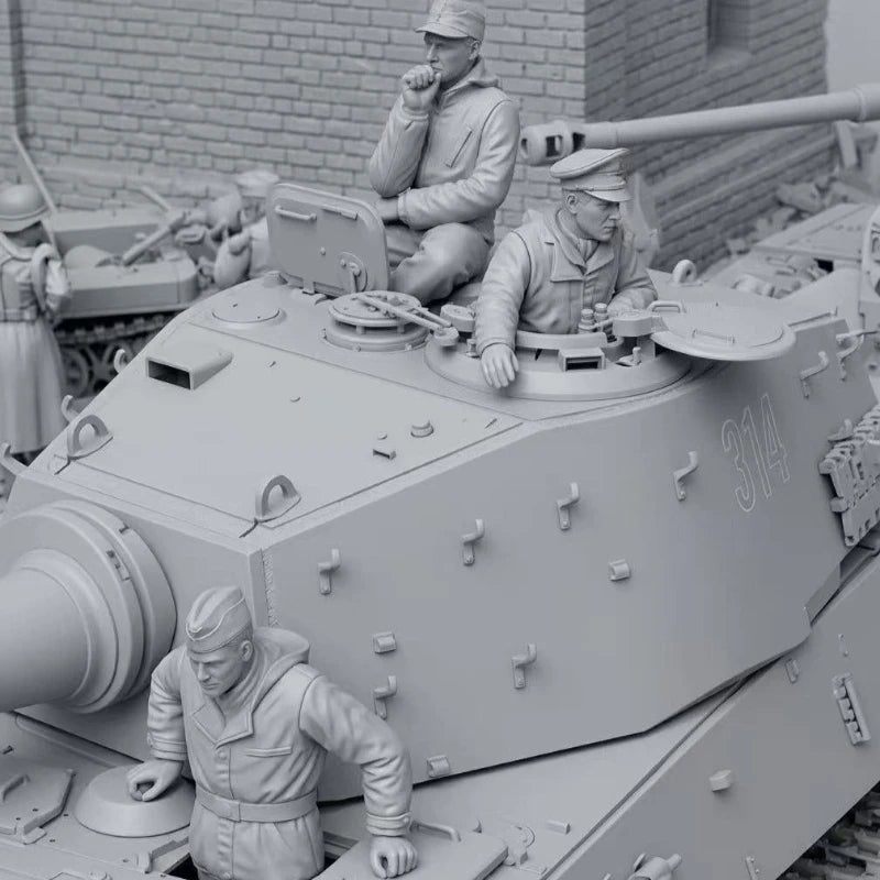 1/35 WWII Tank Crew, 7 Figures, Resin Model Vehicle Kit, Unassembled and Unpainted