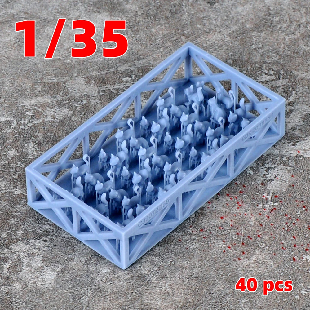 1/35 Domestic Cats Standing and Sitting, 12 Figures, Resin Model Figure Kit, Wildlife Theme, Unassembled and Unpainted