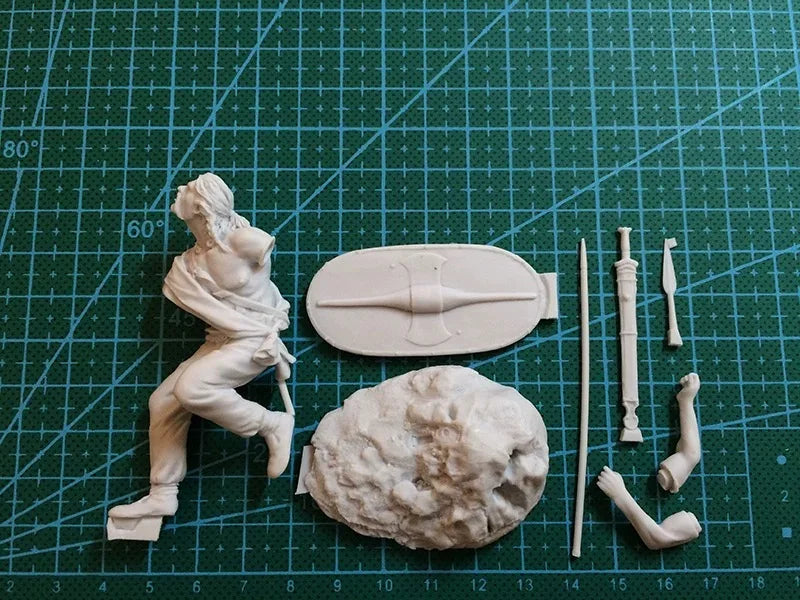 1/24 Ancient Celtic Warrior, Resin Model Figure Kit, Unassembled and Unpainted