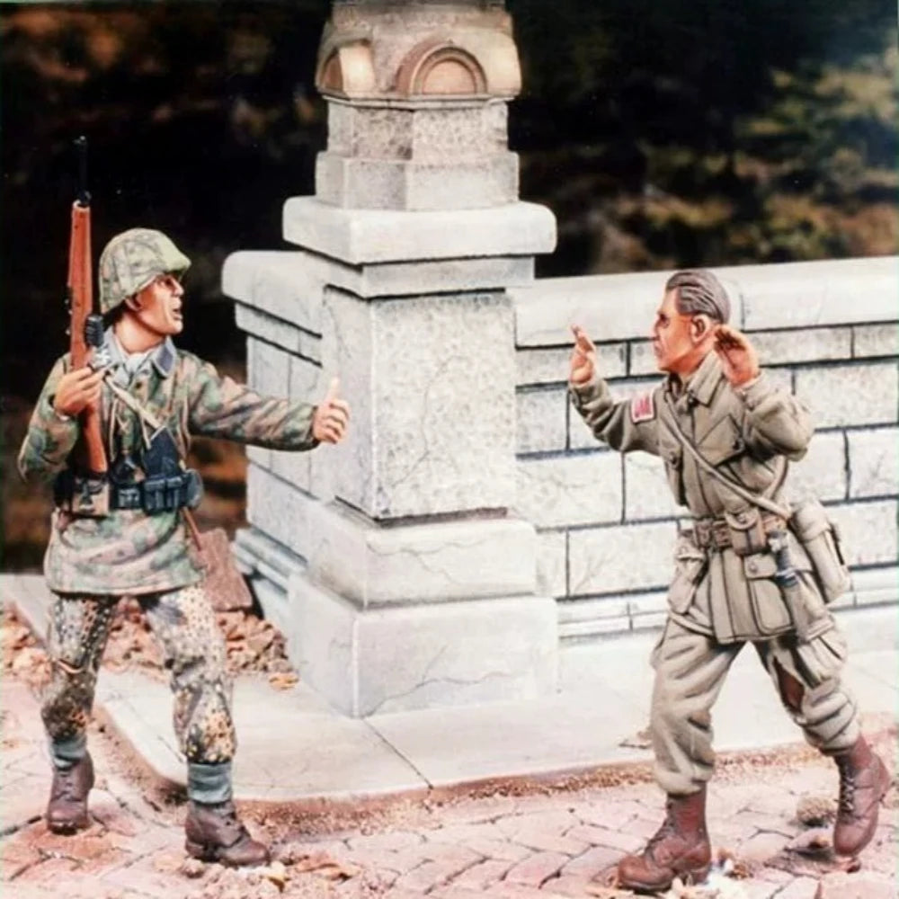 1/35 Modern Street Combat Team, 3 Figures, Resin Model Figure Kit, Unassembled and Unpainted