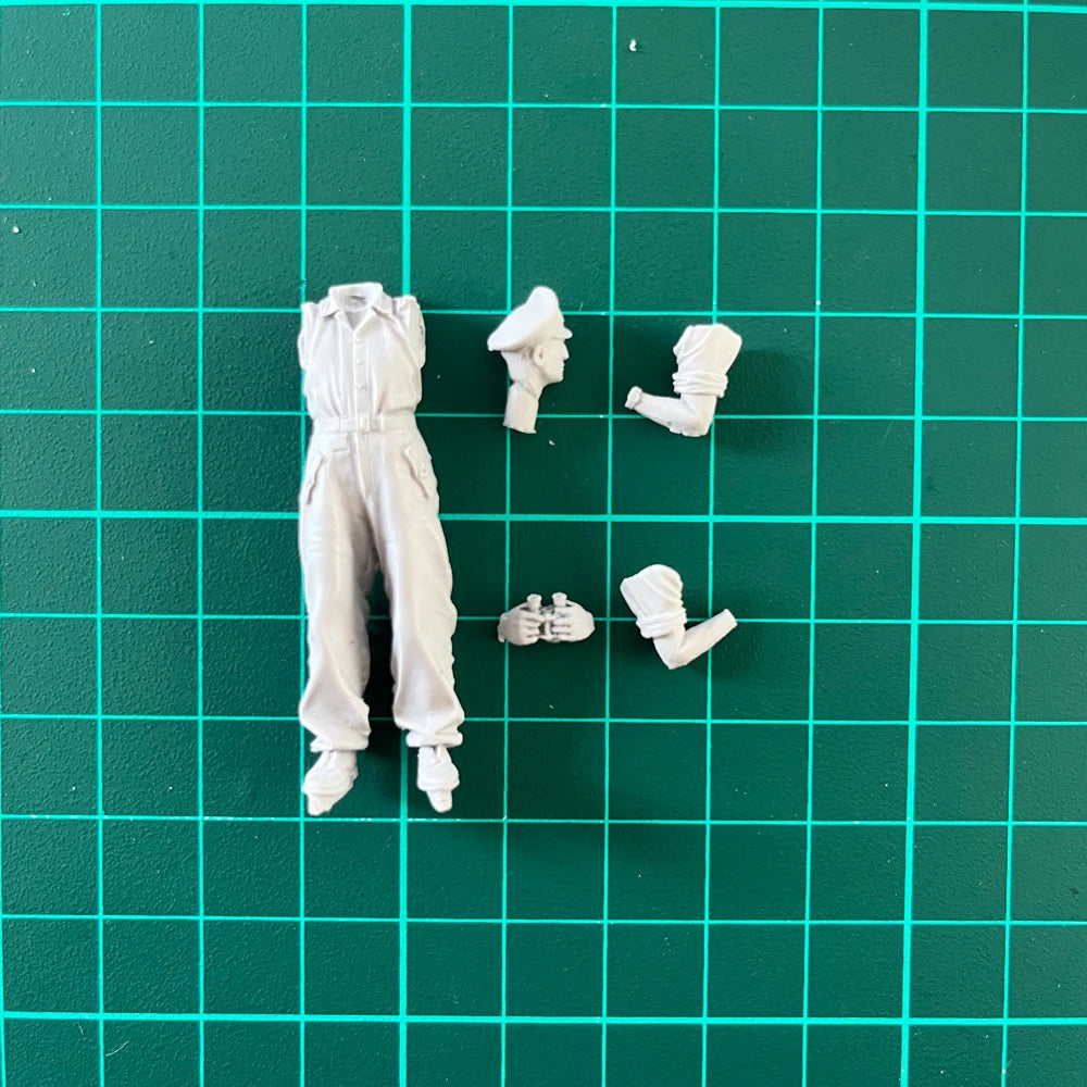 Modern Tactical Soldier — 1/35 Resin Figure