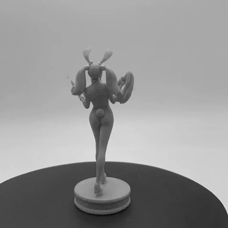 1/24 Demon Horned Anime Girl with Wings, Resin Model Figure Kit, Anime Theme, Unassembled and Unpainted