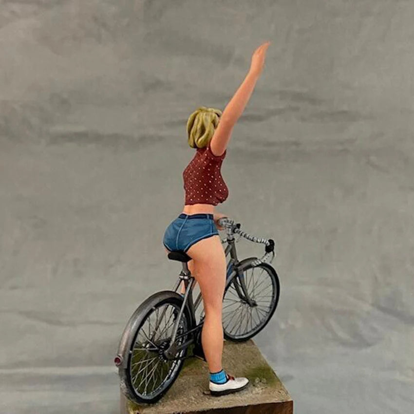 1/22 Female Pinup, Resin Model Figure Kit, Unassembled and Unpainted