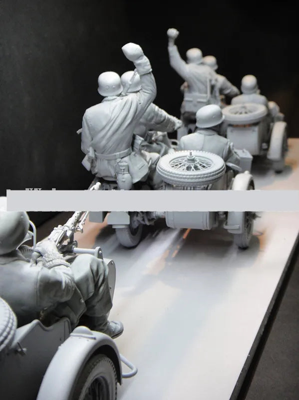 1/16 WWII Military with Motorcycles, 9 Figures, Resin Model Figure Kit, Unassembled and Unpainted