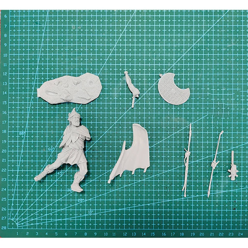 1/24 Medieval Norse Warrior with Horned Helmet and Axe, Resin Model Figure Kit, Unassembled and Unpainted