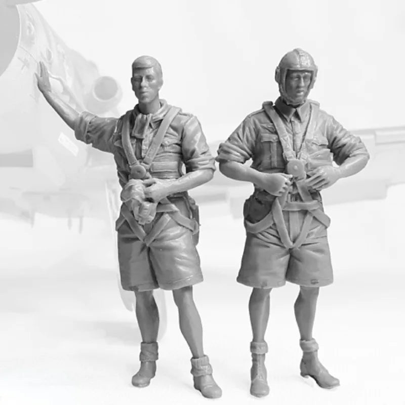 1/32 WWII Luftwaffe Pilots, 2 Figures, Resin Model Figure Kit, Unassembled and Unpainted