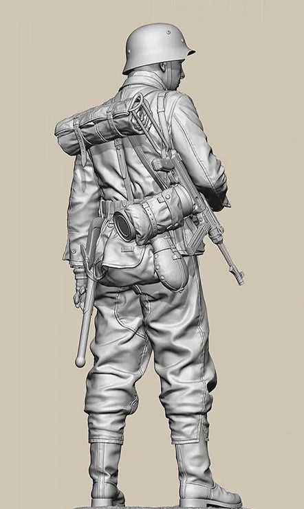 1/16 WWI German Infantryman Standing Armed, Resin Model Figure Kit, Unassembled and Unpainted
