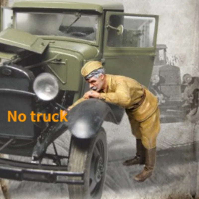 1/35 WWII Allied Truck Driver, Resin Model Figure Kit, Unassembled and Unpainted
