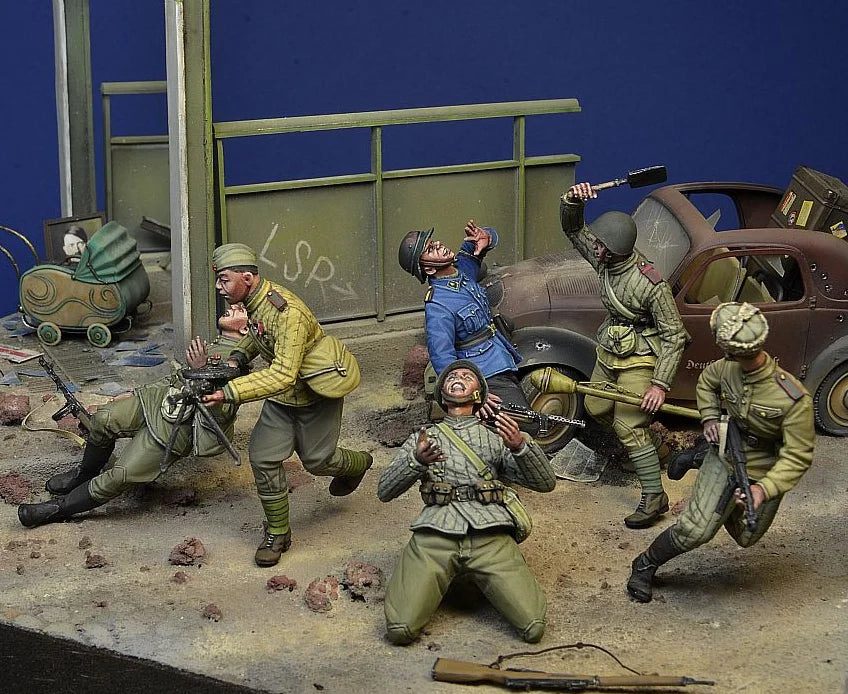 1/35 WWII German Berlin Combat, 6 Figures, Resin Model Figure Kit, Unassembled and Unpainted