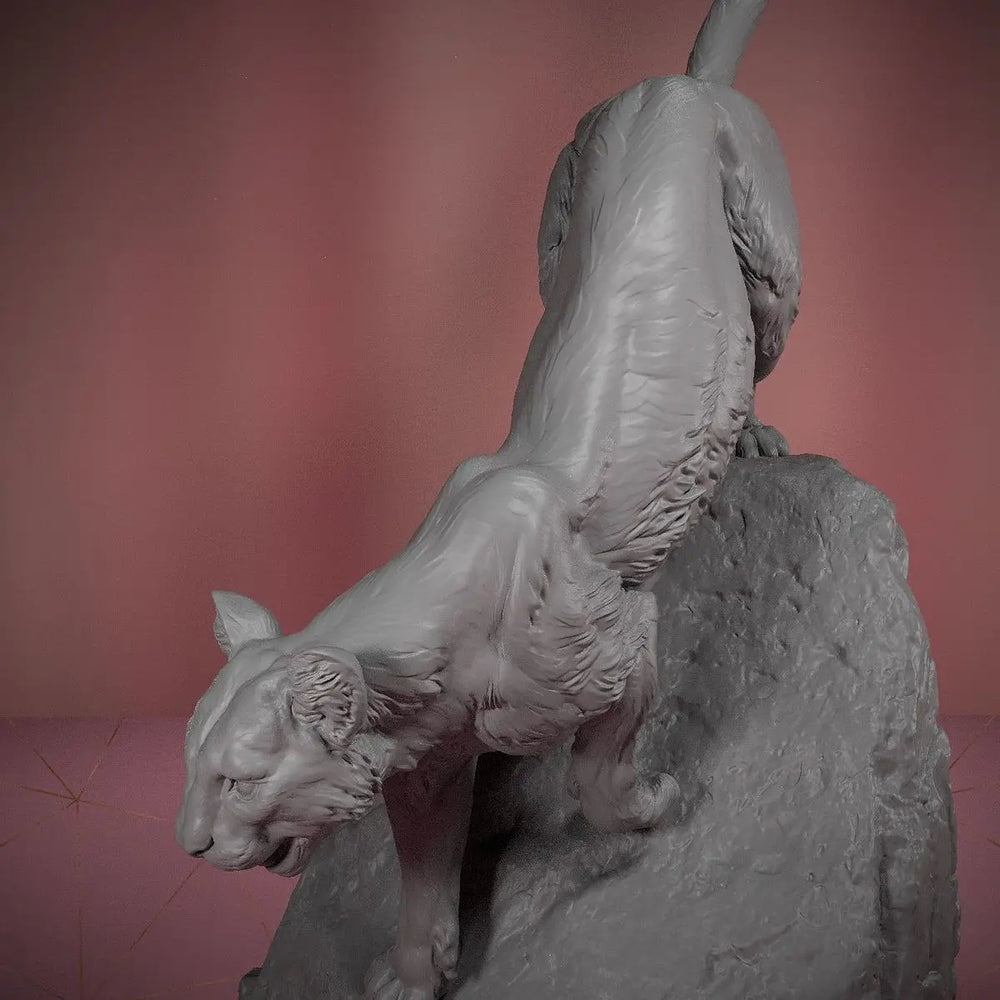 100mm Cougar on Stone, Resin Model Creature Kit, Wildlife Theme, Unassembled and Unpainted
