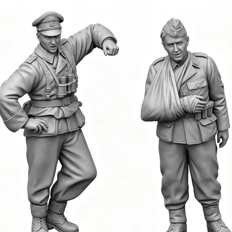 1/35 WWII German Tank Commander & Wounded, 3 Figures, Resin Model Figure Kit, Unassembled and Unpainted