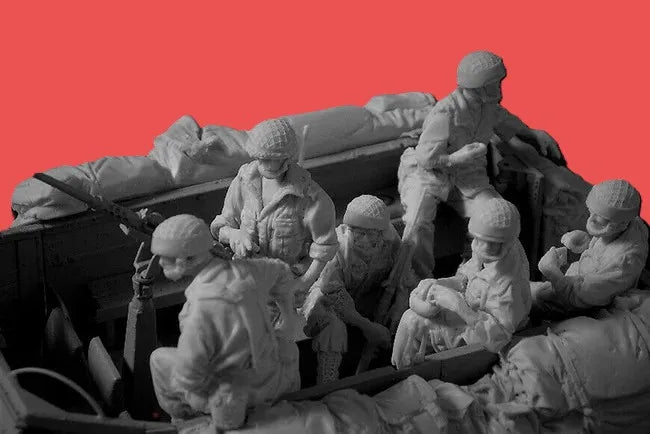 1/35 WWII German Soldiers with Machine Gun, 6 Figures, Resin Model Figure Kit, Unassembled and Unpainted