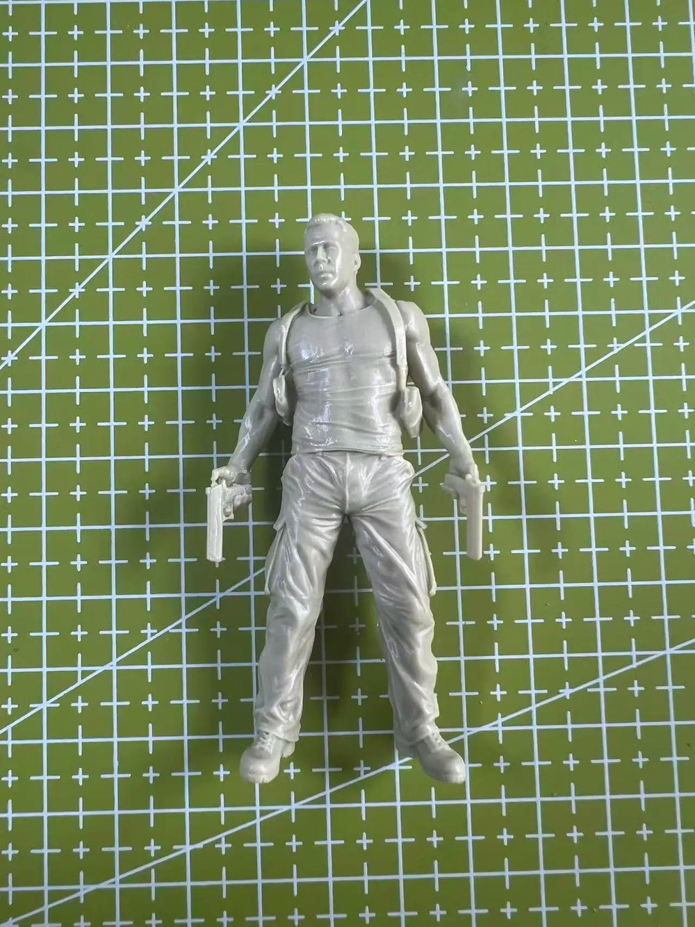 1/35 Modern John McClane, Resin Model Figure Kit, Unassembled and Unpainted