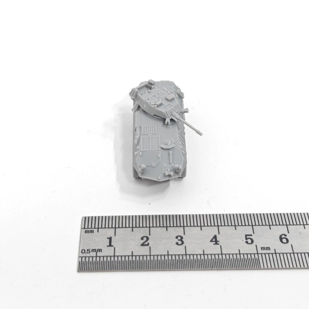 1/144 Modern LAV-25 Light Armored Vehicle, Resin Model Vehicle Kit, Unassembled and Unpainted