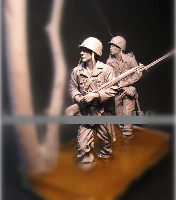 WWI Colonial Troops Bayonet Charge, 2 Figures, Resin Model Figure Kit, Unassembled and Unpainted
