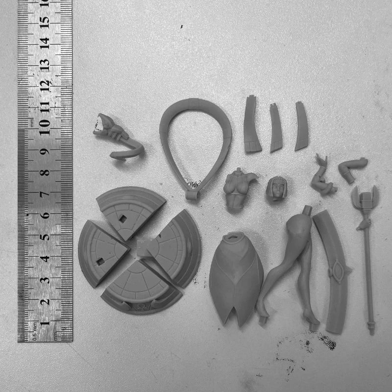 1/24 Horned Warrior Eliza, Resin Model Figure Kit, Fantasy Theme, Unassembled and Unpainted