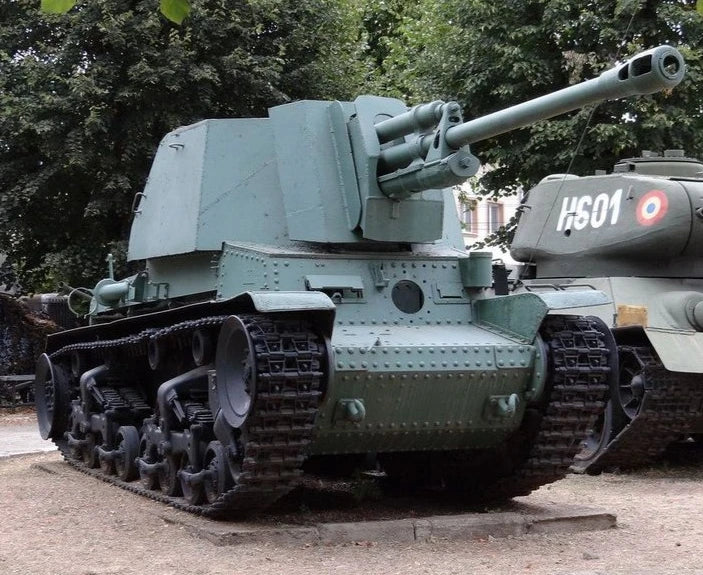 1/144 WWII Romanian Tacam R2 Tank Destroyer, Resin Model Vehicle Kit, Unassembled and Unpainted