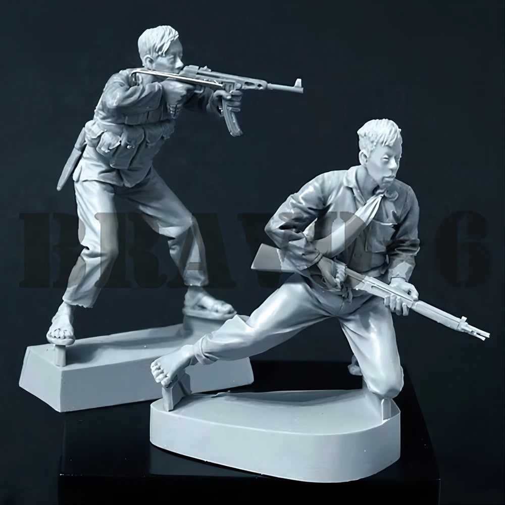 1/35 Modern Infantry Squad Advancing, 2 Figures, Resin Model Figure Kit, Unassembled and Unpainted