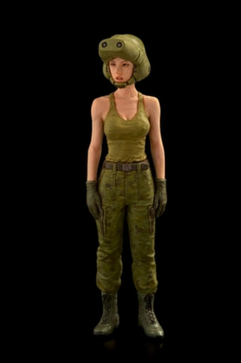 1/35 Modern Female Tactical Operator Standing, Resin Model Figure Kit, Unassembled and Unpainted