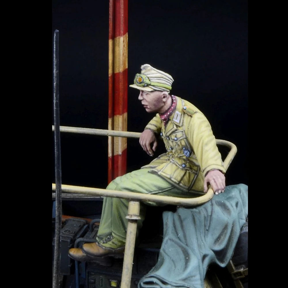 1/35 WWII German Afrikakorps Soldier, Resin Model Figure Kit, Unassembled and Unpainted